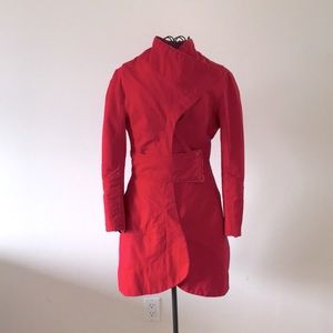 Beautiful fall/spring coat from Schwiing (a stylish boutique based in Montreal)